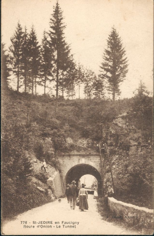 Saint-Jeoire et le tunnel d’Onnion - l:637, h:972