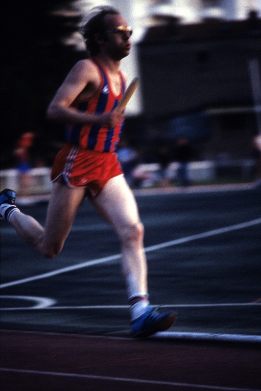 Gilbert Bouchard, relais à Caluire, 1984 - l:533, h:800