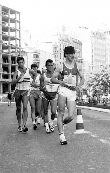 La Corogne 1988, René Piller mène le peloton