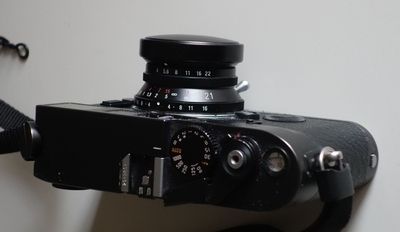 Color-Skopar 21 f/4 sur un Leica M7